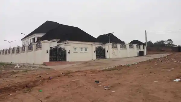 Ogun State Governor, Amosun Marks Senator Yayi